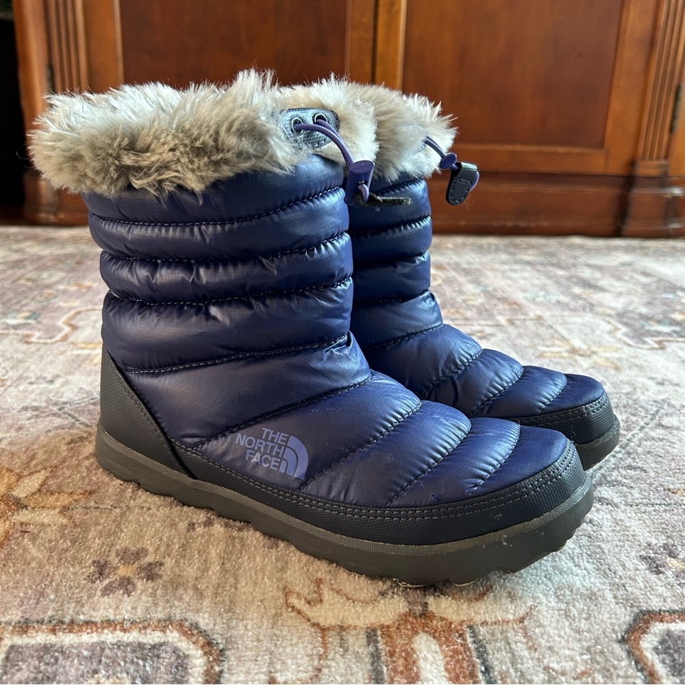 The North Face Thermoball Micro Baffle Bootie Womens Size 7